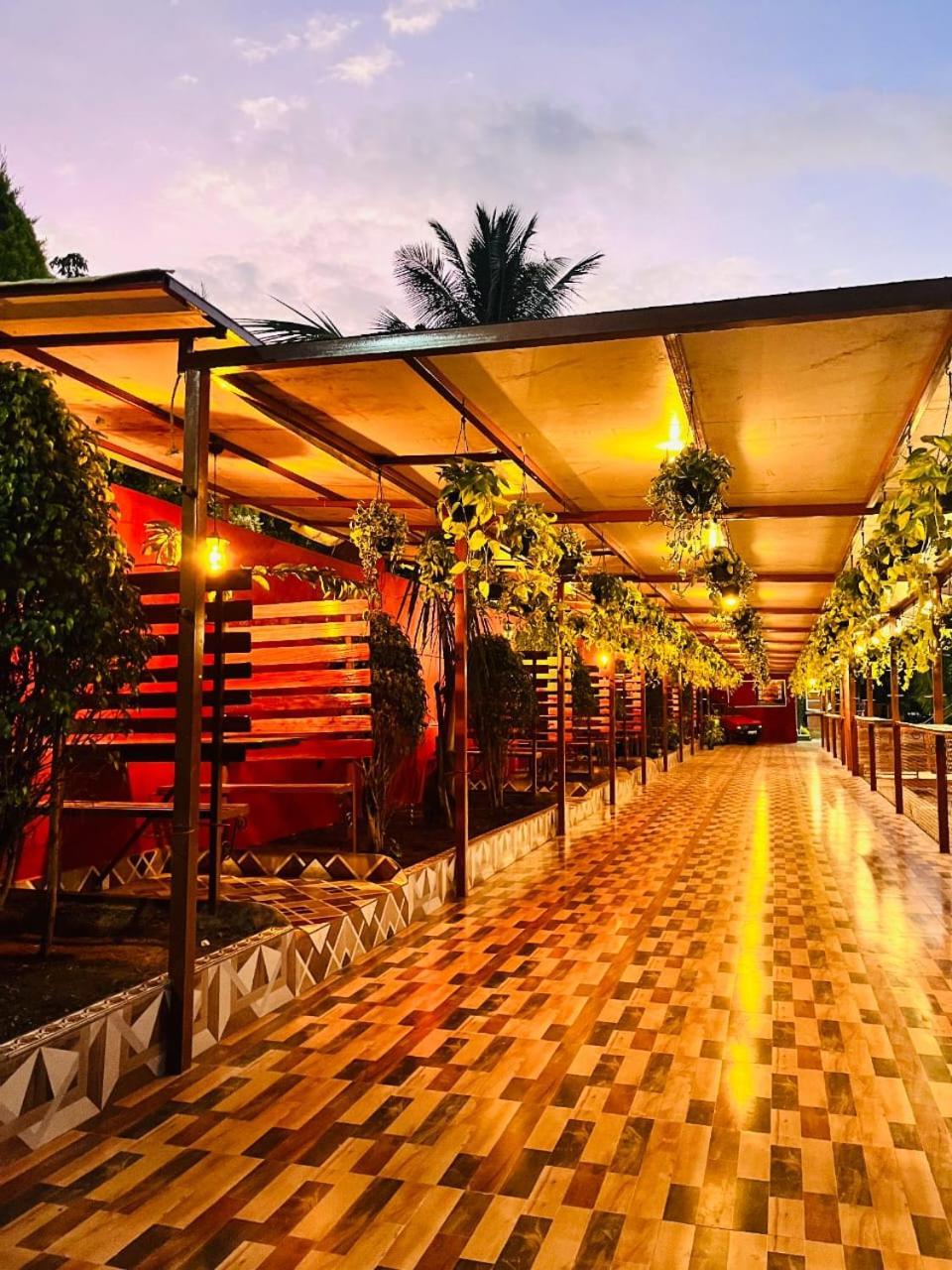 Madhura Agro Tourism Wai Exterior photo