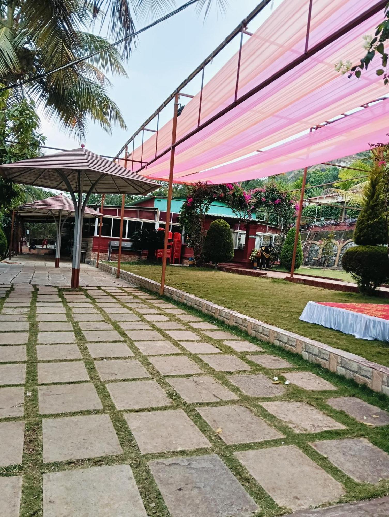 Madhura Agro Tourism Wai Exterior photo
