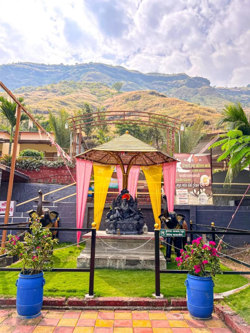 Madhura Agro Tourism Wai Exterior photo