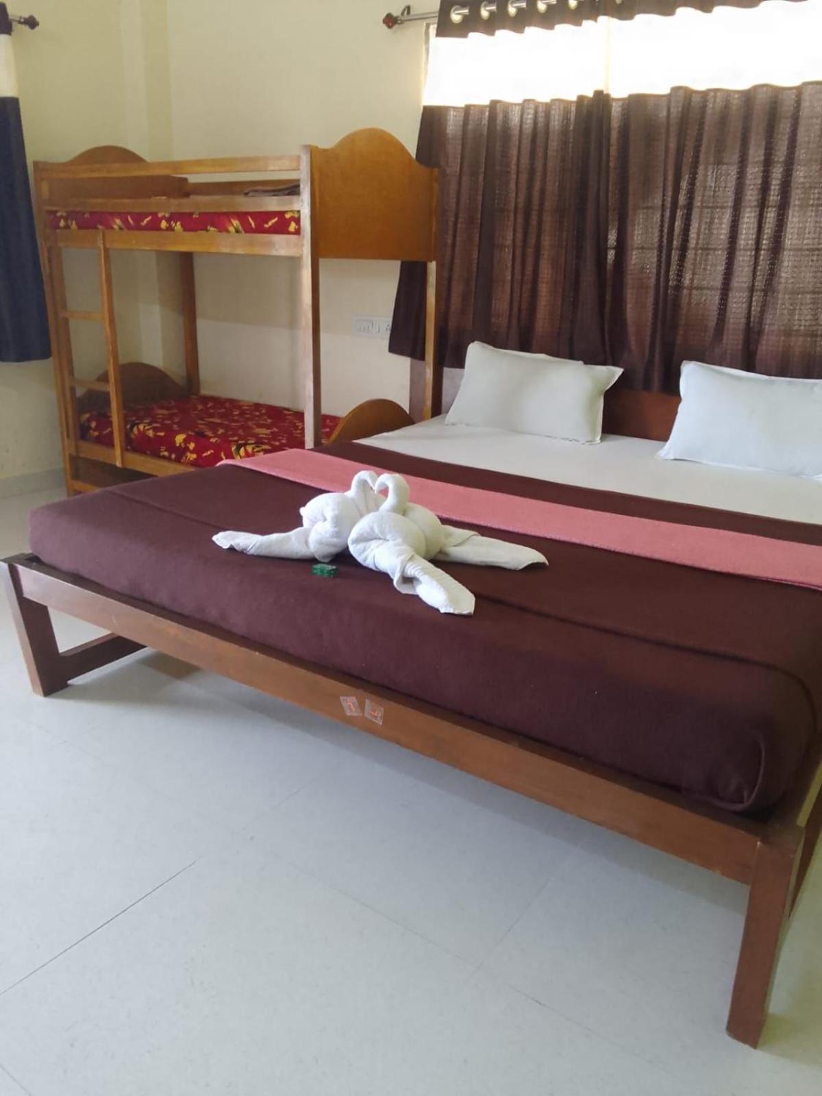 Madhura Agro Tourism Wai Exterior photo